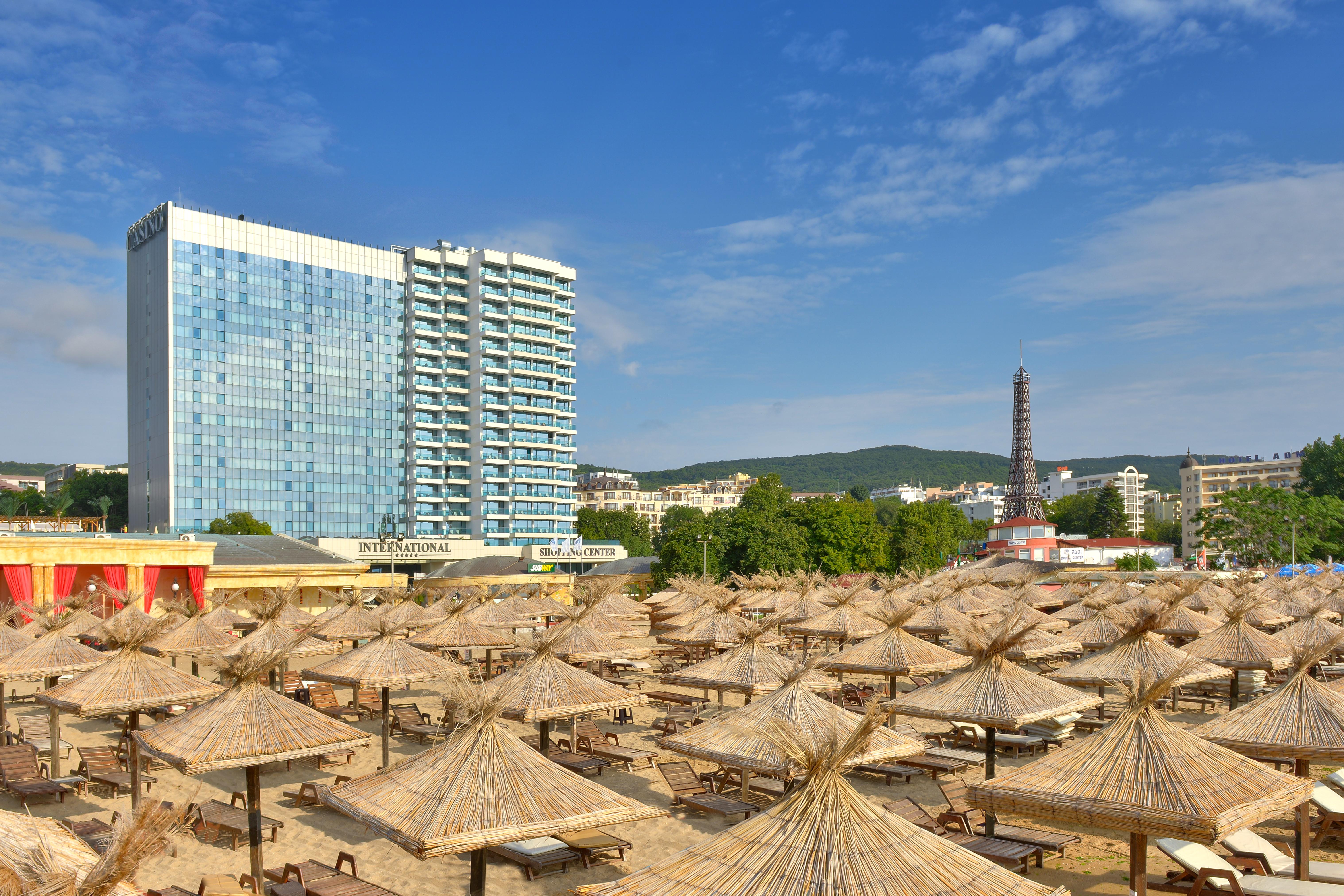 国际酒店-赌场和高层套房 金沙 外观 照片 The beach at Podgorica