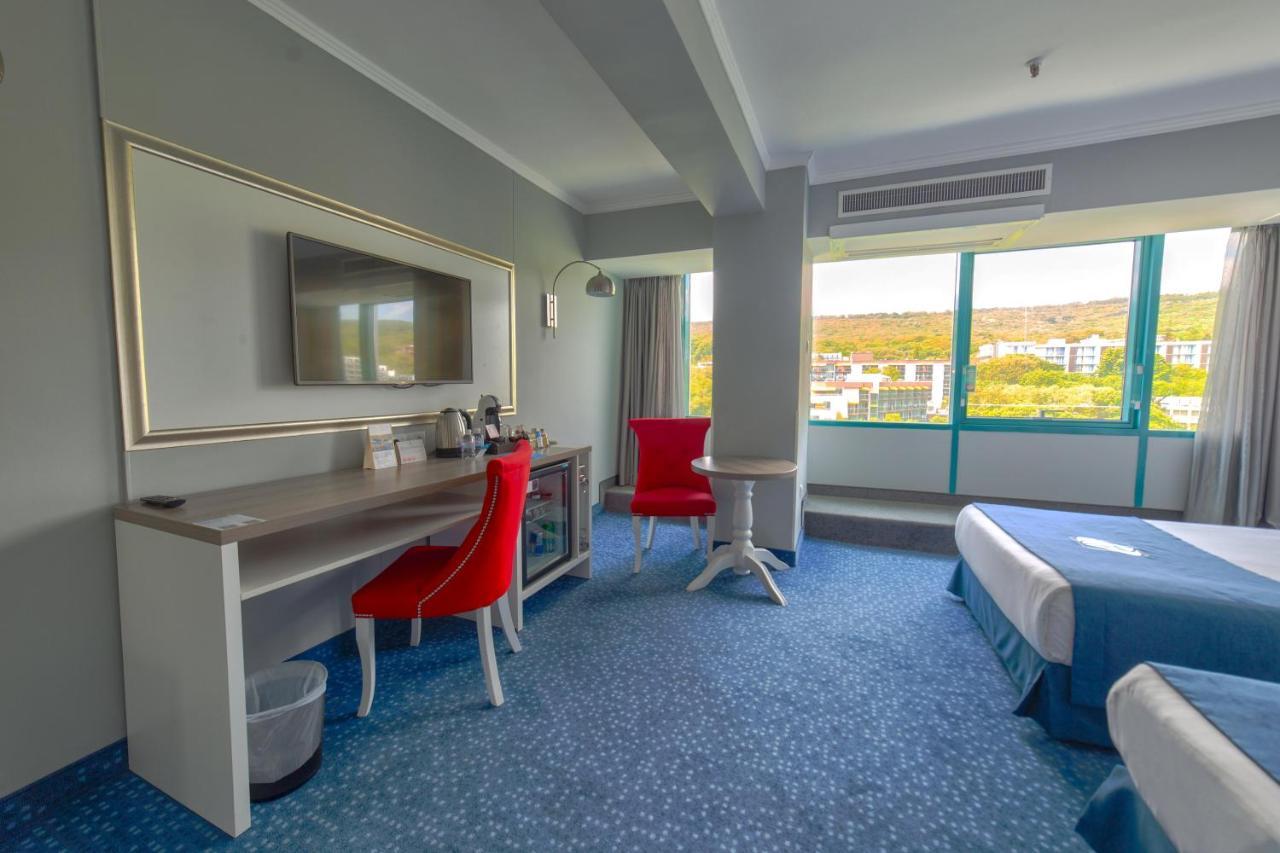 国际酒店-赌场和高层套房 金沙 外观 照片 A room at the hotel